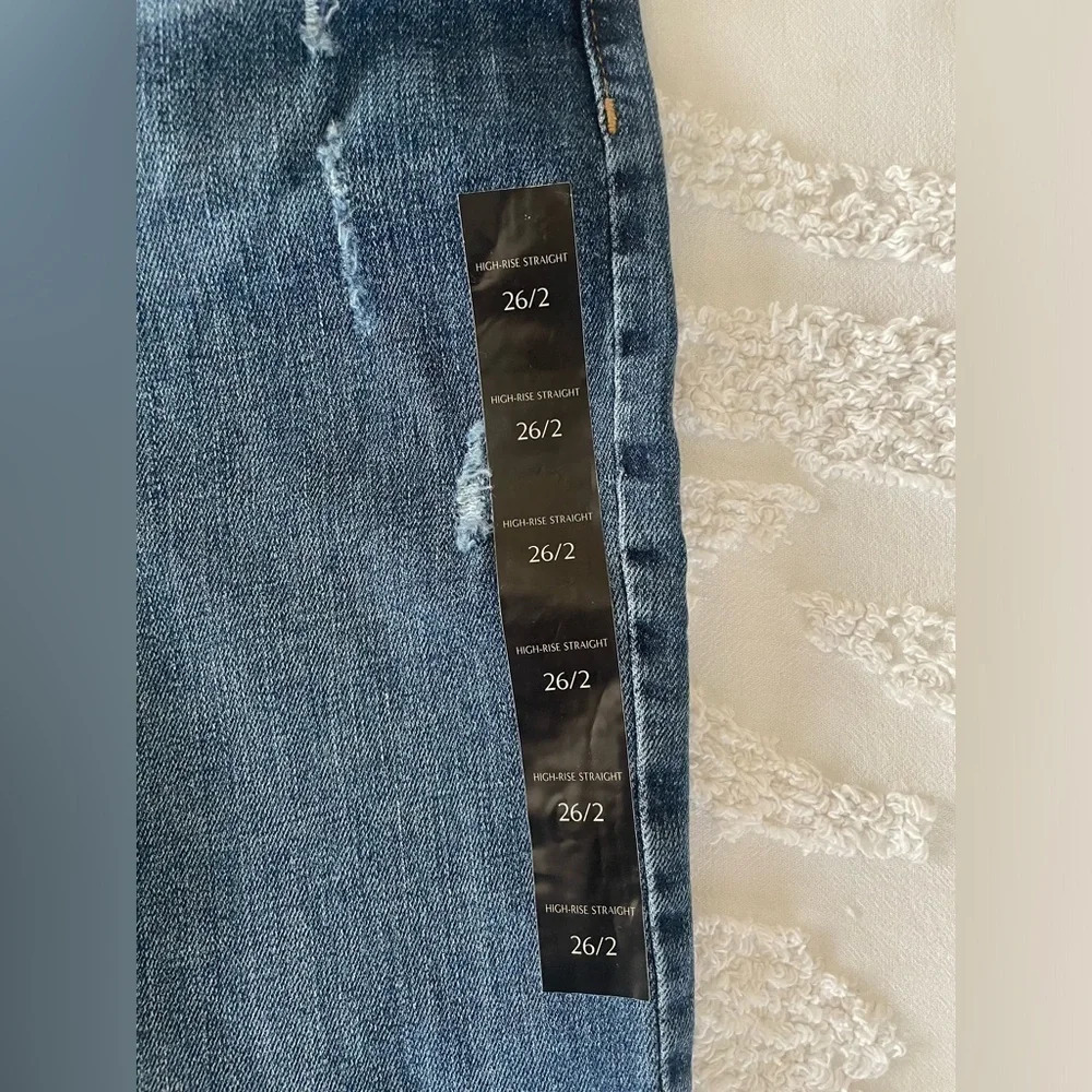 Banana Republic High-Rise Straight Jean - Picture 3 of 9